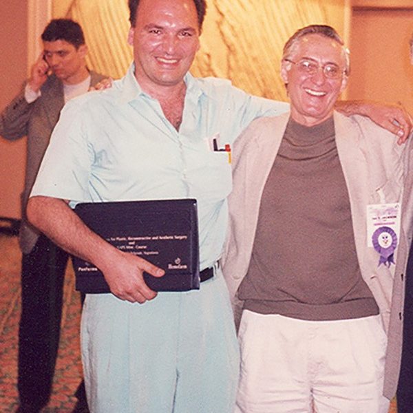 Prof. dr Milan Jovanović i Ian Jackson (USA) 2001