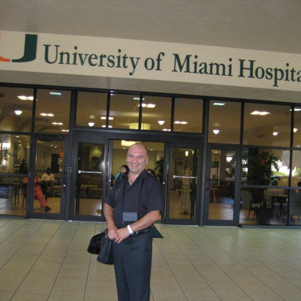 Prof. dr Milan Jovanović, Univerzitetska klinika za plastičnu hirurgiju u Miami-ju, University of Miami, Jackson Memorial