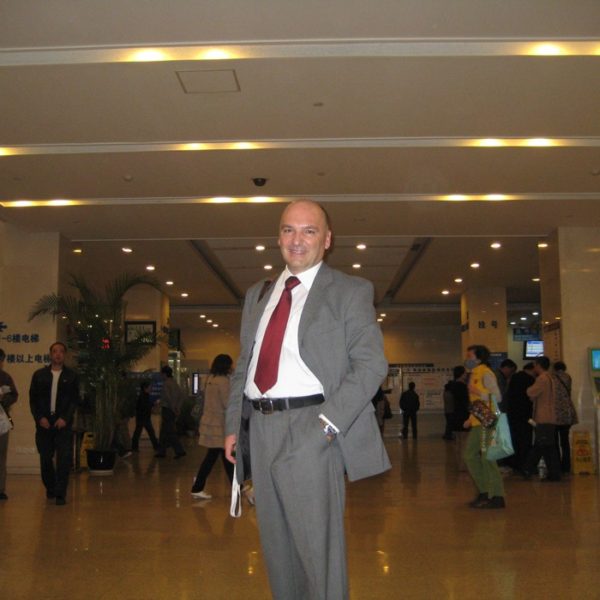 Prof. dr Milan Jovanović, Ruijin hospital in Shanghai, China